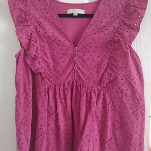 LOFT Eyelet Top- Fuschia- Size L- So cute!